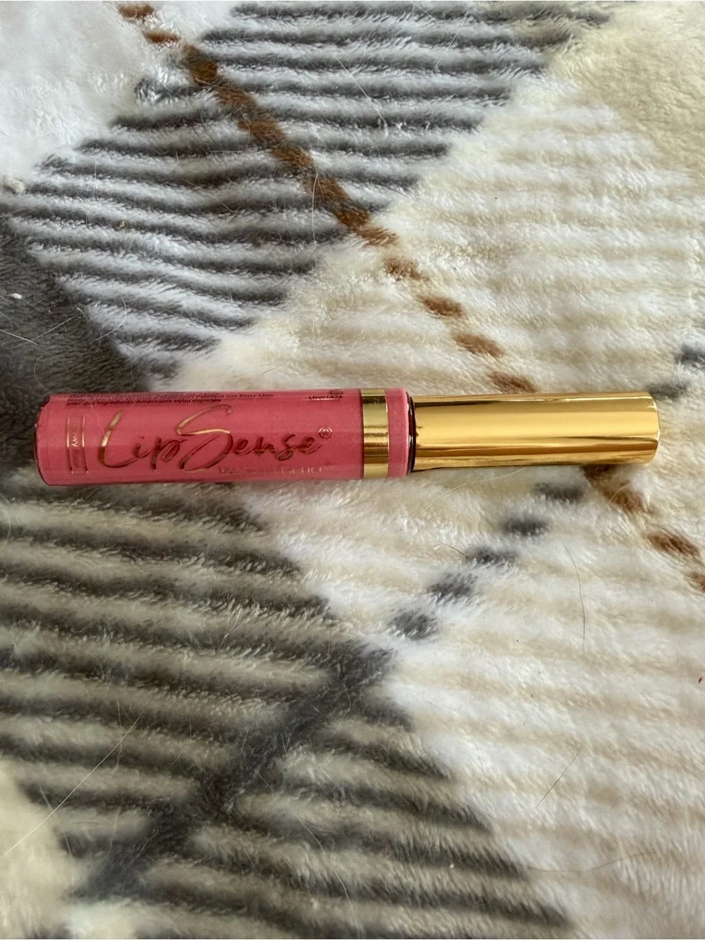 SeneGence Dewy Rose Pink lipsense